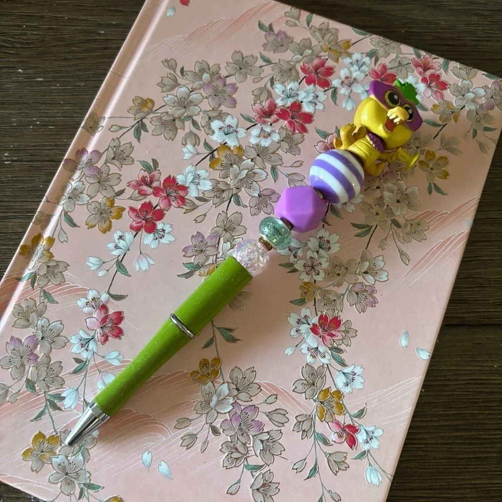 Disney Doorables: The Princess and The Frog: Louis party handmade beaded pen